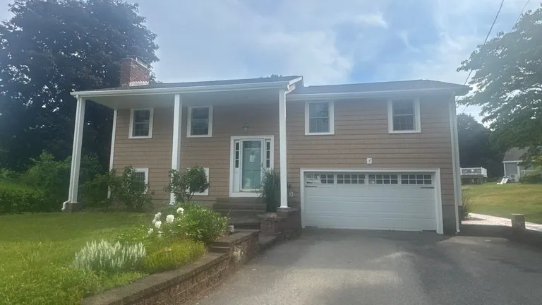 Attleboro ma roof siding windows front